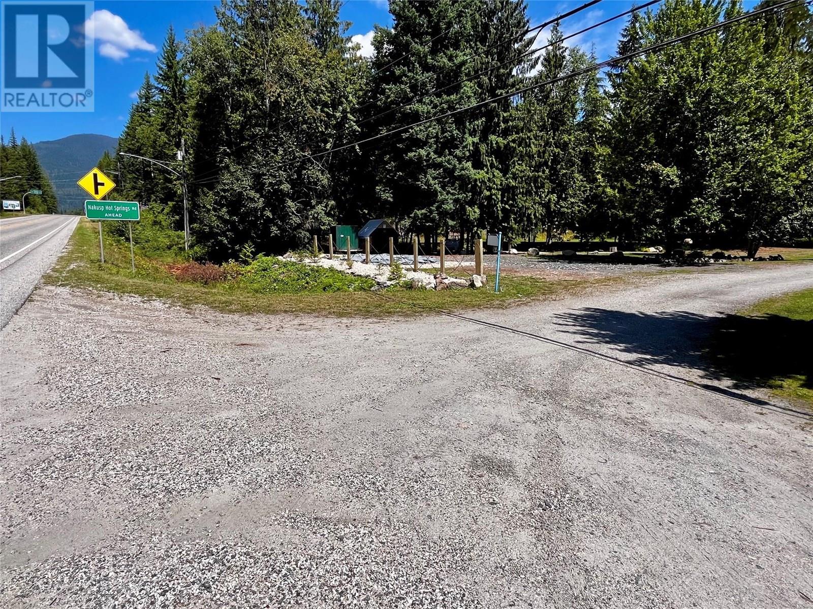 1701 Highway 23 Highway, Nakusp, British Columbia  V0G 1R0 - Photo 2 - 10356699