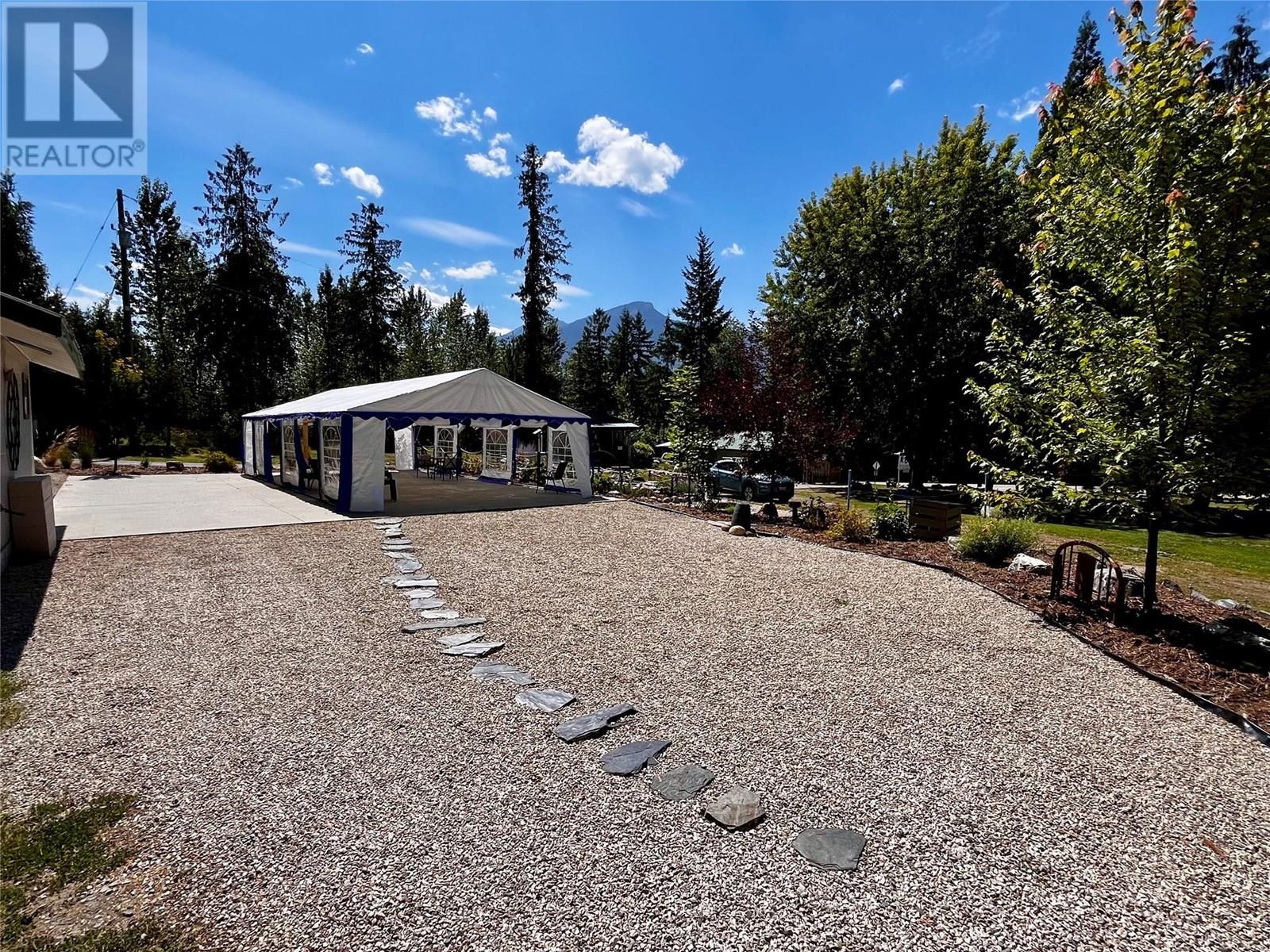 1701 Highway 23 Highway, Nakusp, British Columbia  V0G 1R0 - Photo 25 - 10356699