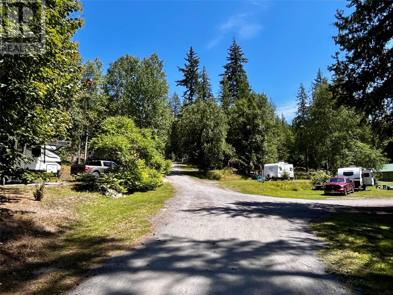 1701 Highway 23 Highway, Nakusp, British Columbia  V0G 1R0 - Photo 35 - 10356699