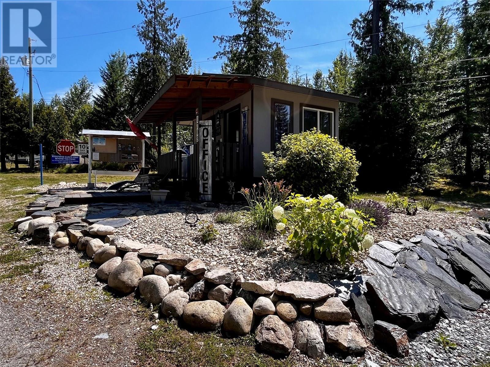 1701 Highway 23 Highway, Nakusp, British Columbia  V0G 1R0 - Photo 8 - 10356699