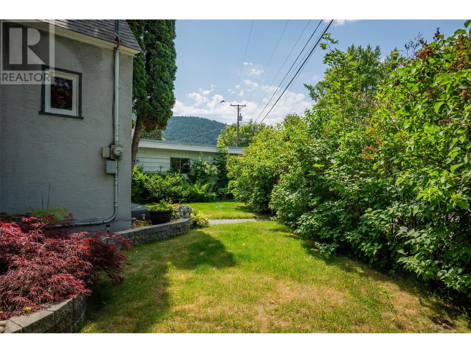 399 Murray Drive, Warfield, British Columbia  V1R 2J5 - Photo 38 - 10357082