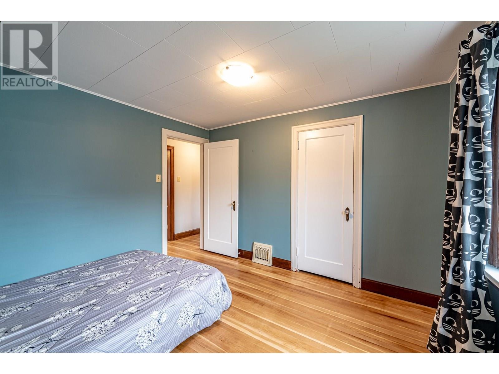 1237 Columbia Avenue, Trail, British Columbia  V1R 1J3 - Photo 21 - 10357288