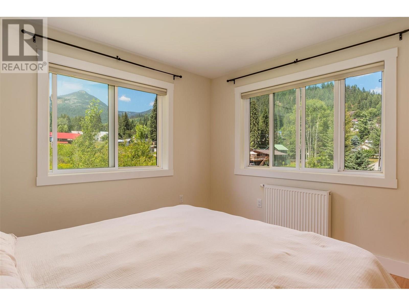1606 Thompson Avenue Unit# A, Rossland, British Columbia  V0G 1Y0 - Photo 11 - 10357290