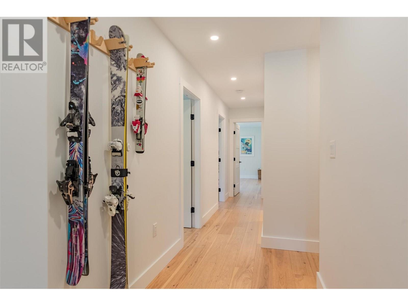 1606 Thompson Avenue Unit# A, Rossland, British Columbia  V0G 1Y0 - Photo 4 - 10357290