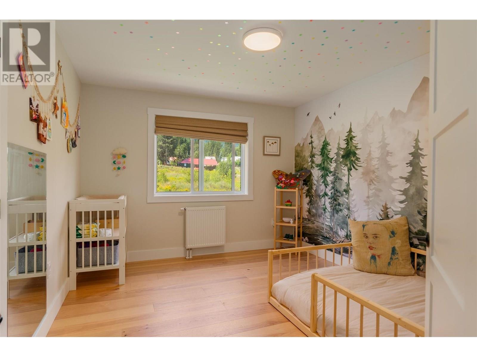 1606 Thompson Avenue Unit# A, Rossland, British Columbia  V0G 1Y0 - Photo 5 - 10357290