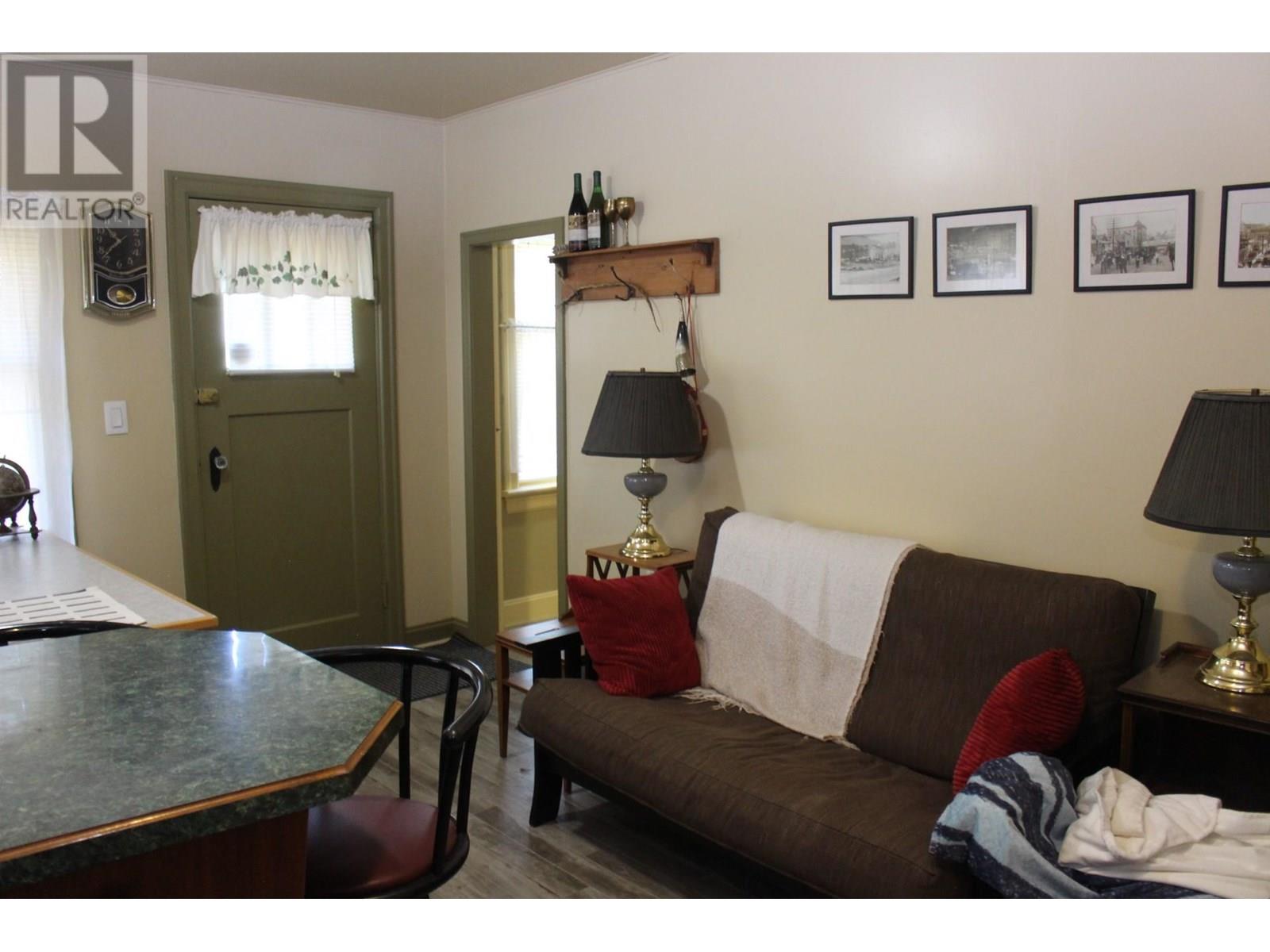 154 Kitchener Street, Trail, British Columbia  V1R 3M1 - Photo 42 - 10357525