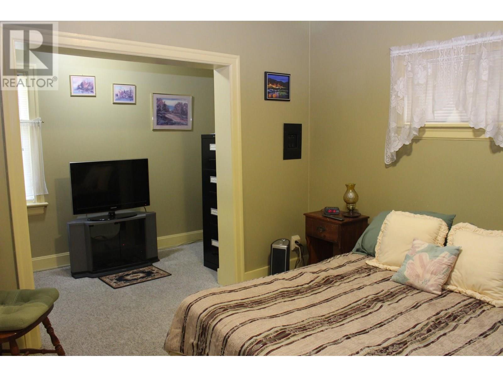 154 Kitchener Street, Trail, British Columbia  V1R 3M1 - Photo 45 - 10357525