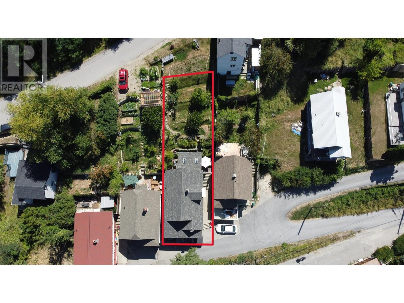 154 Kitchener Street, Trail, British Columbia  V1R 3M1 - Photo 6 - 10357525