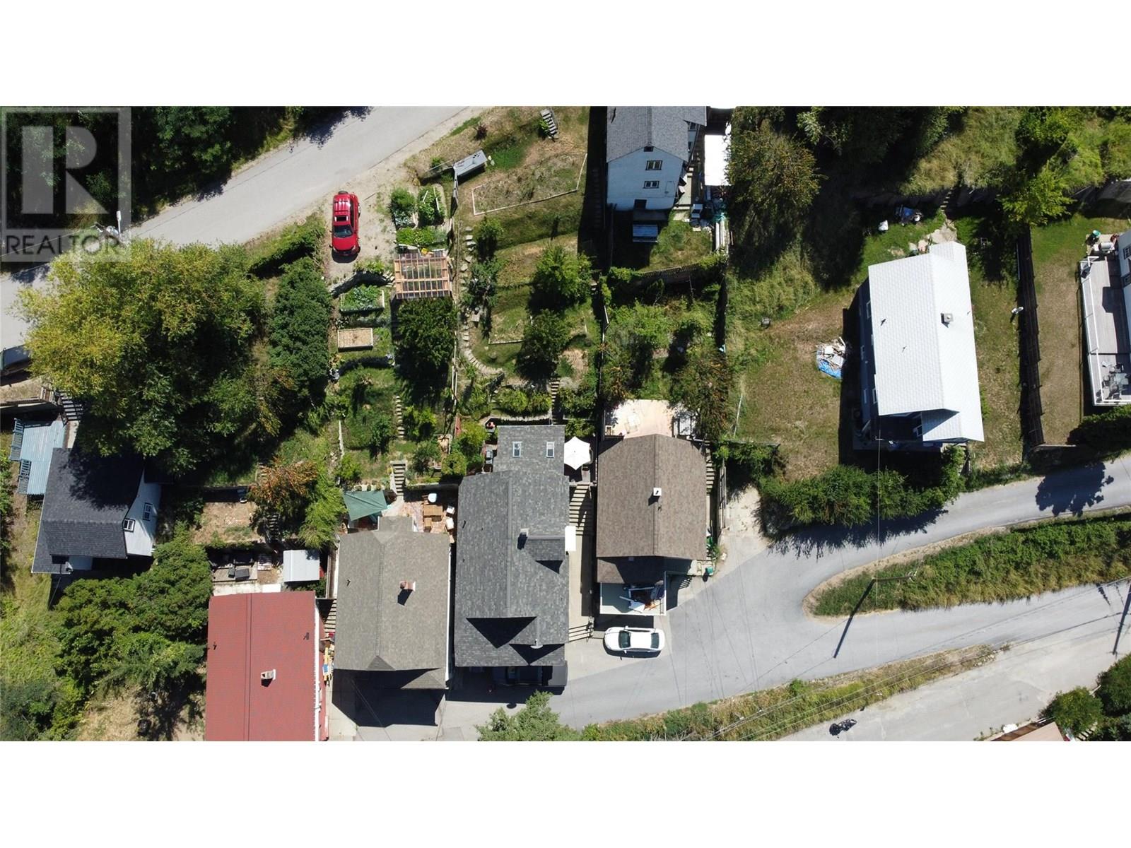 154 Kitchener Street, Trail, British Columbia  V1R 3M1 - Photo 7 - 10357525