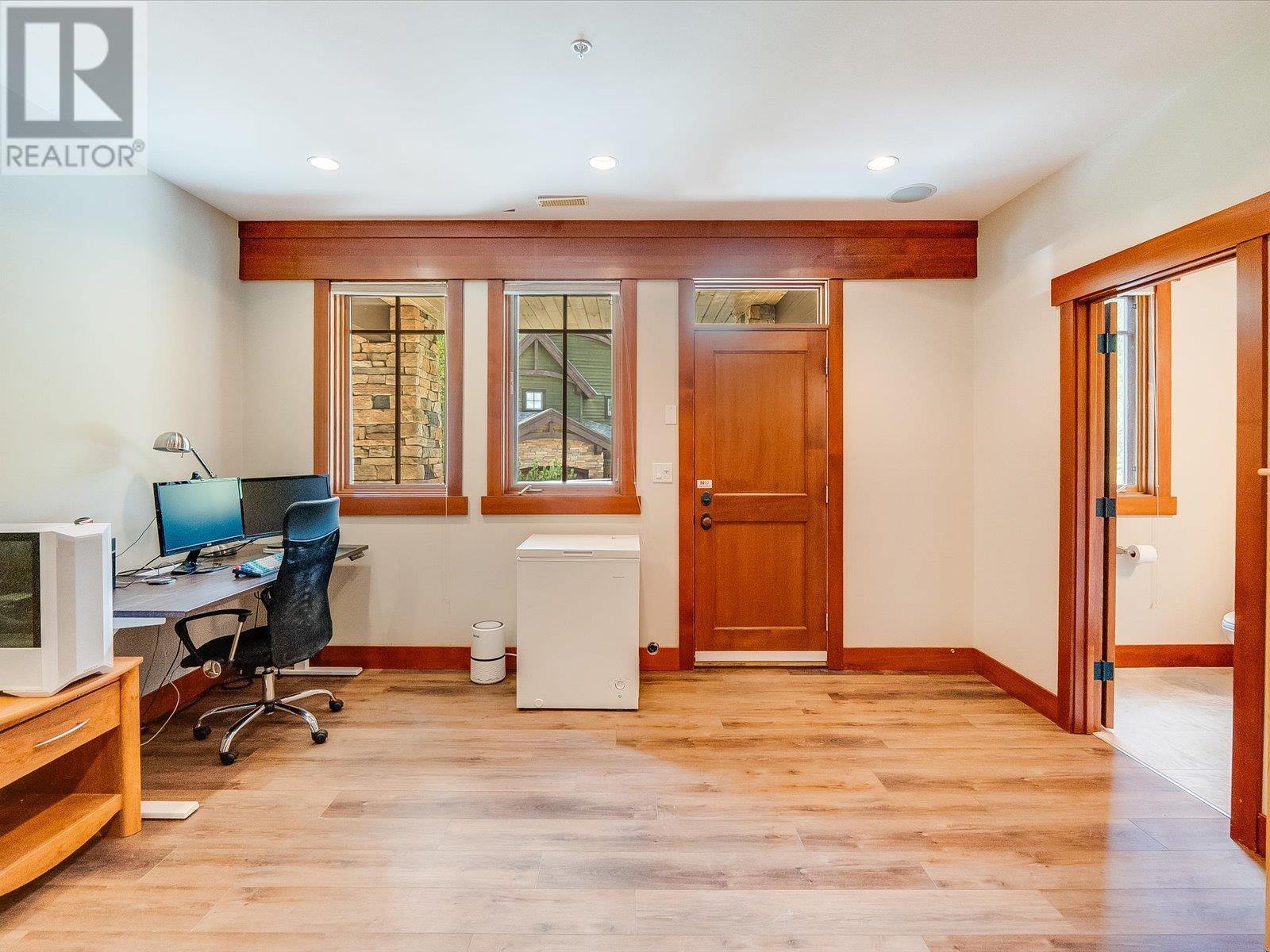 1002 Creekside Terrace Unit# A, Rossland, British Columbia  V0G 1Y0 - Photo 16 - 10349779