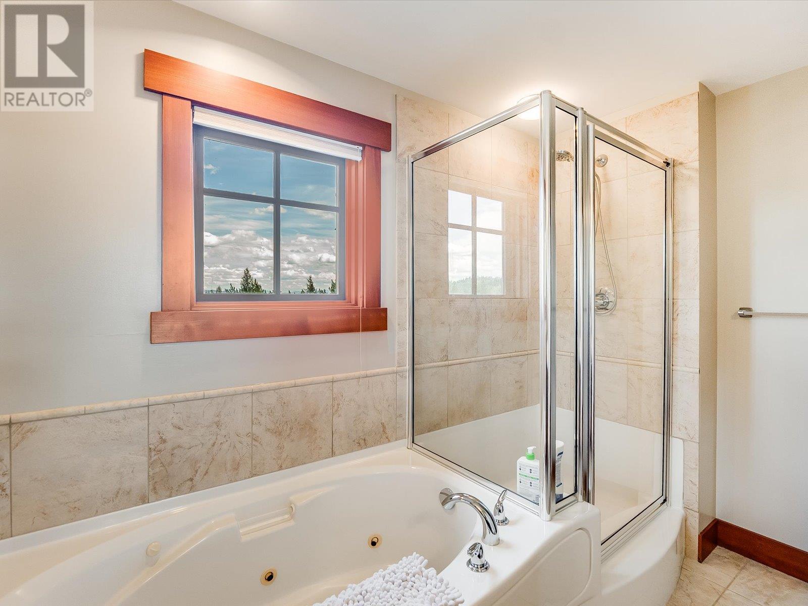 1002 Creekside Terrace Unit# A, Rossland, British Columbia  V0G 1Y0 - Photo 33 - 10349779