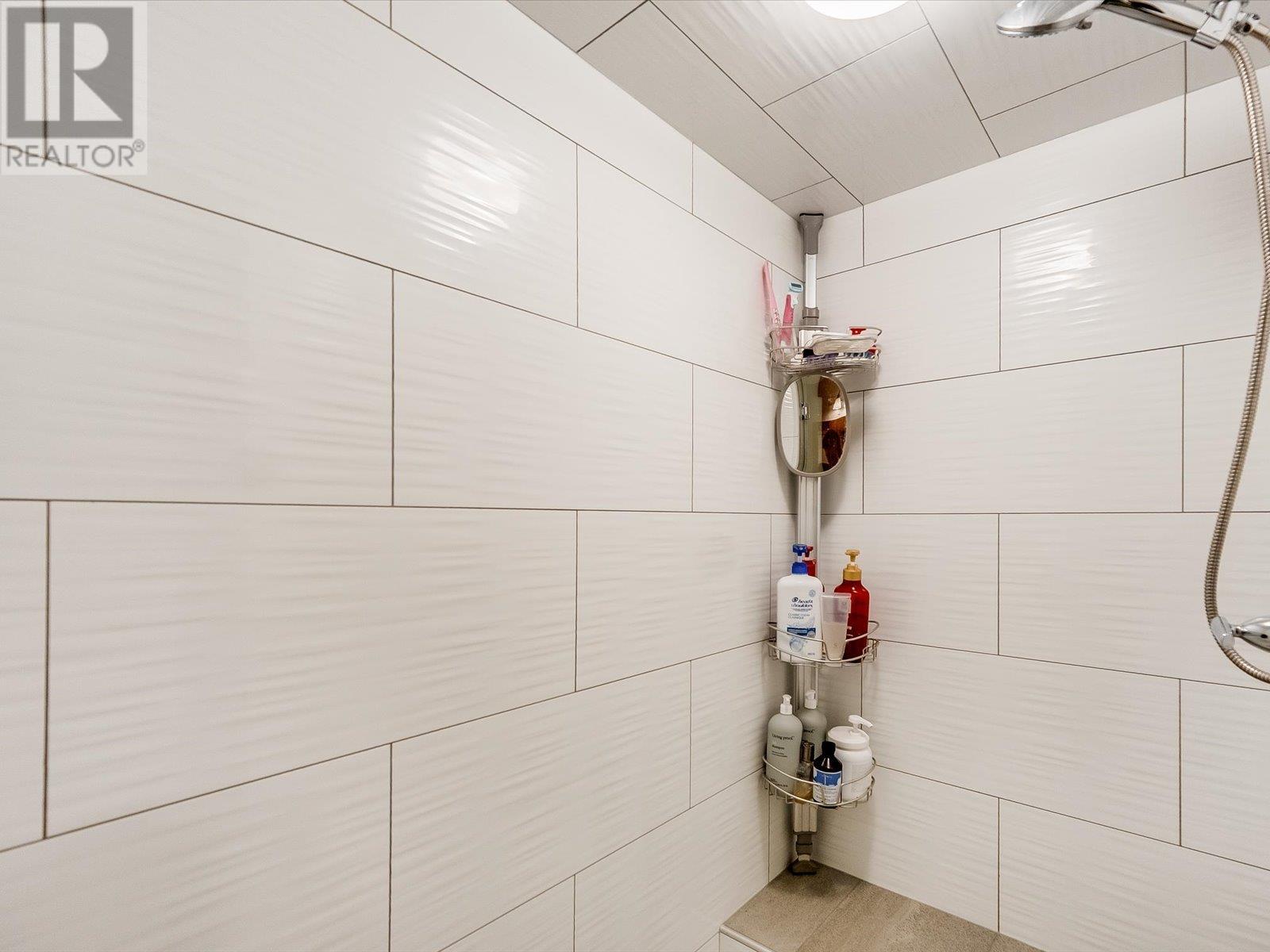 1002 Creekside Terrace Unit# A, Rossland, British Columbia  V0G 1Y0 - Photo 42 - 10349779
