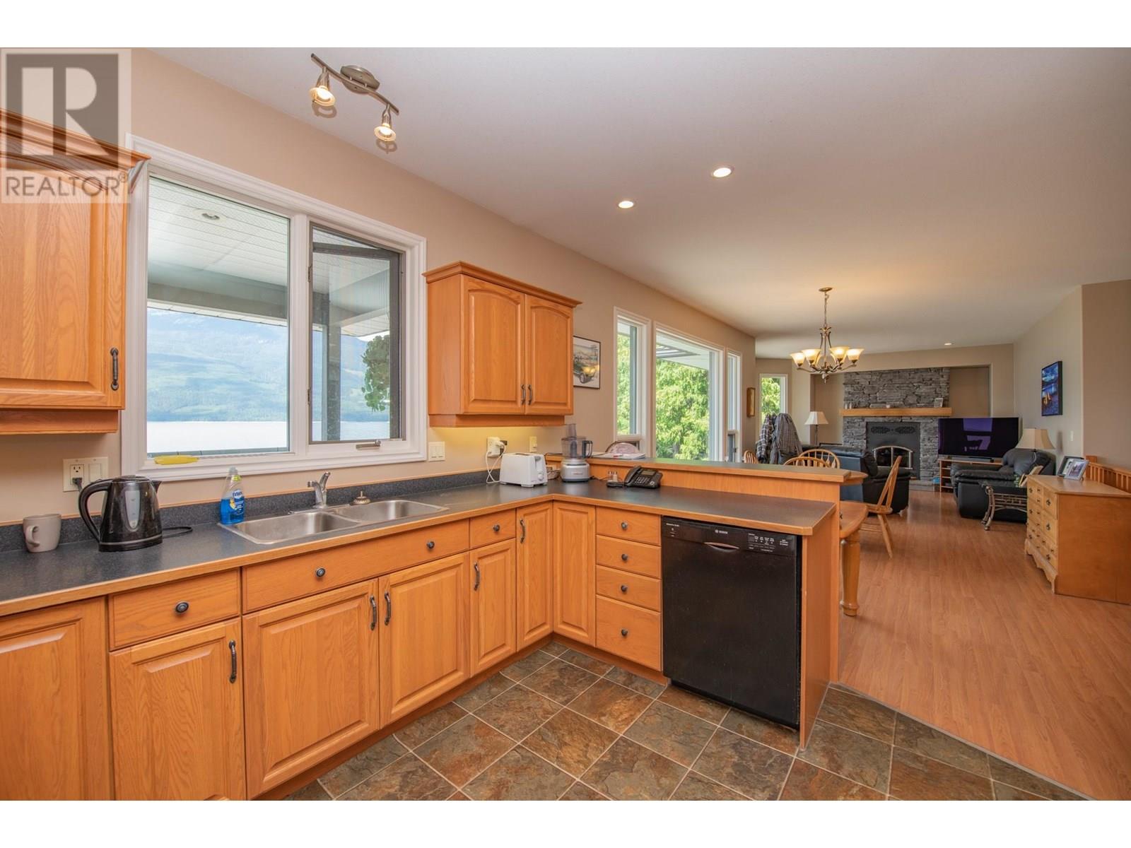 1710 Highway 6 Road, Nakusp, British Columbia  V0G 1R1 - Photo 21 - 10357882