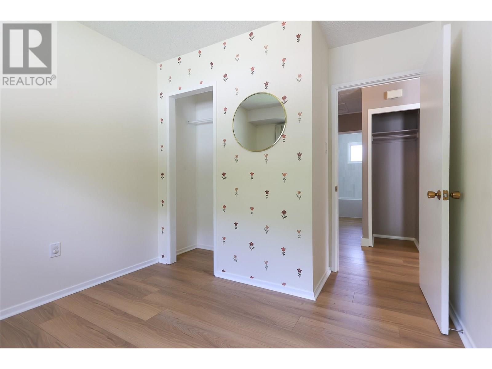 1164 Marianna Crescent, Trail, British Columbia  V1R 1E1 - Photo 12 - 10357389