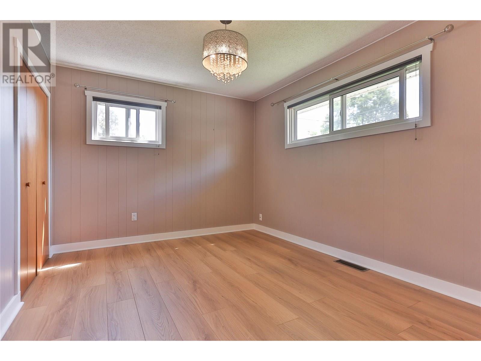 1164 Marianna Crescent, Trail, British Columbia  V1R 1E1 - Photo 15 - 10357389