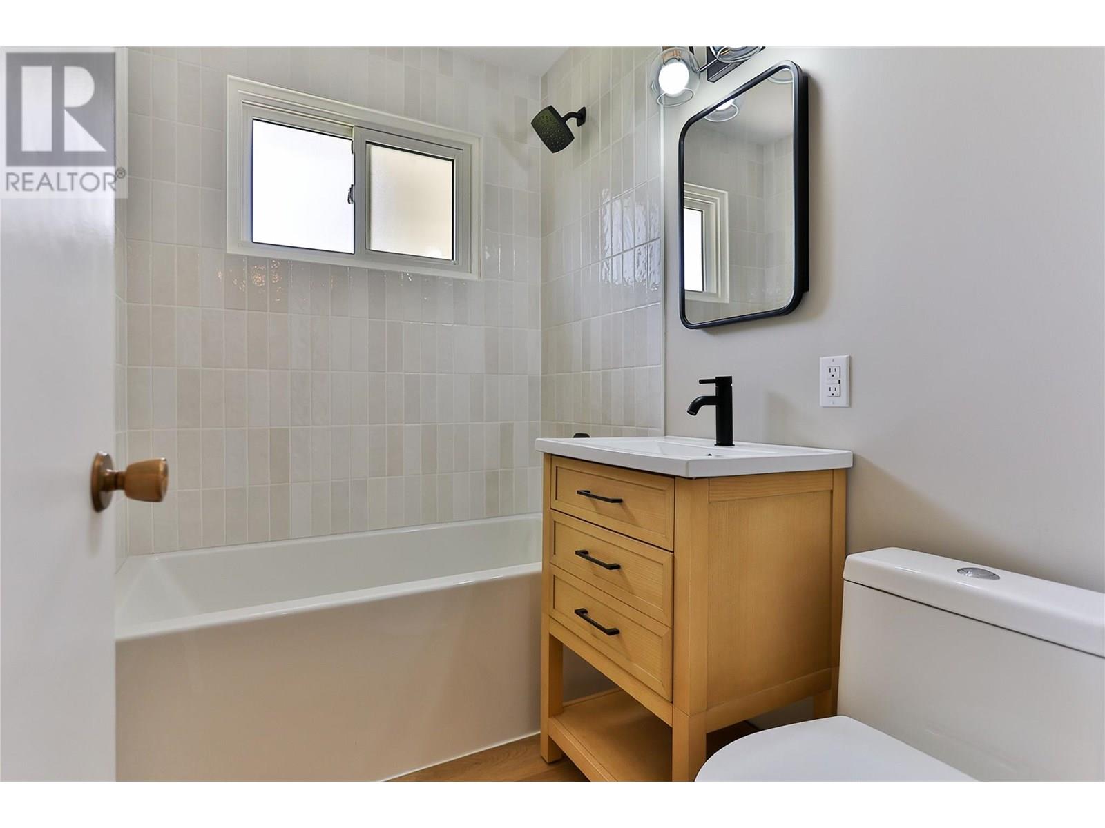1164 Marianna Crescent, Trail, British Columbia  V1R 1E1 - Photo 16 - 10357389