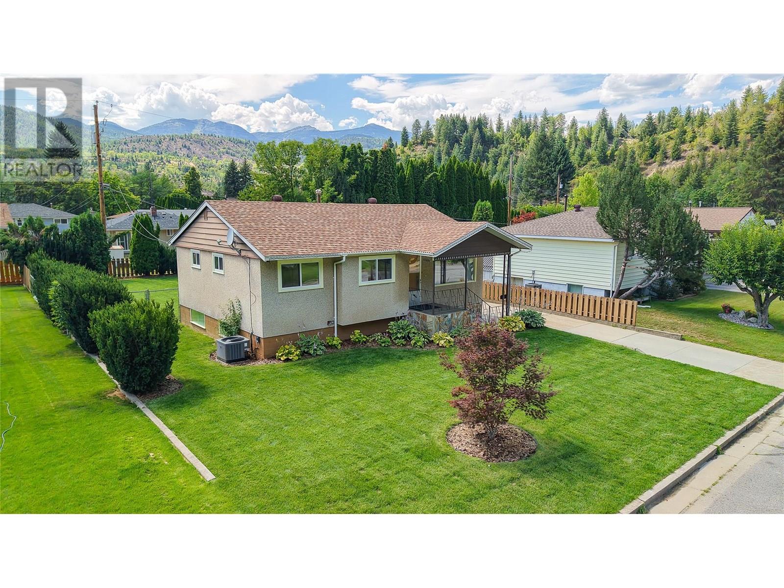 1164 Marianna Crescent, Trail, British Columbia  V1R 1E1 - Photo 32 - 10357389