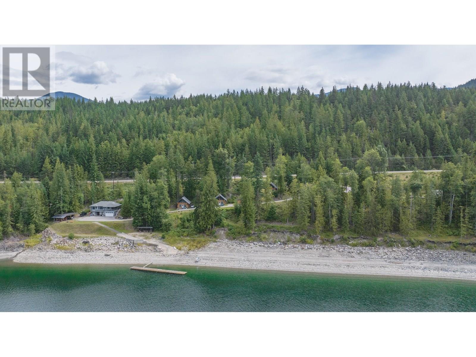 1710 6 Highway, Nakusp, British Columbia  V0G 1R1 - Photo 1 - 10357695