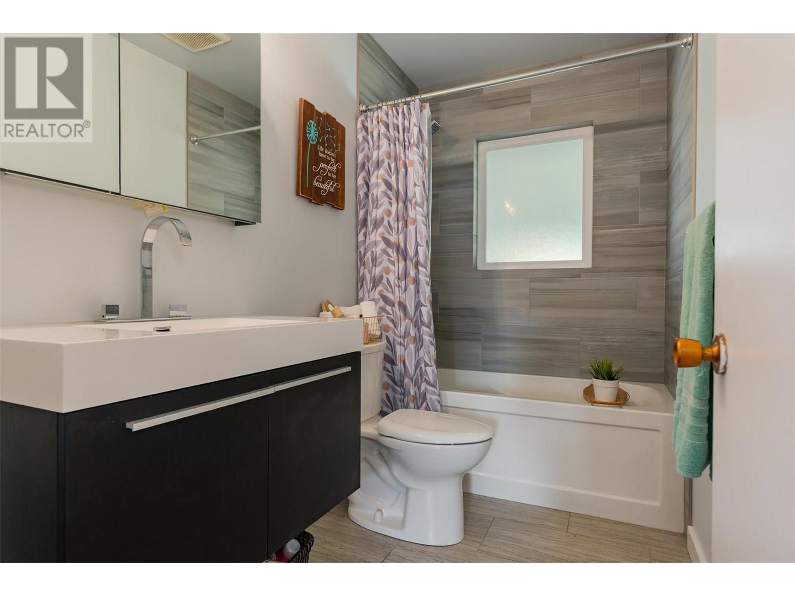 3725 Dogwood Drive, Trail, British Columbia  V1R 2V4 - Photo 22 - 10357865