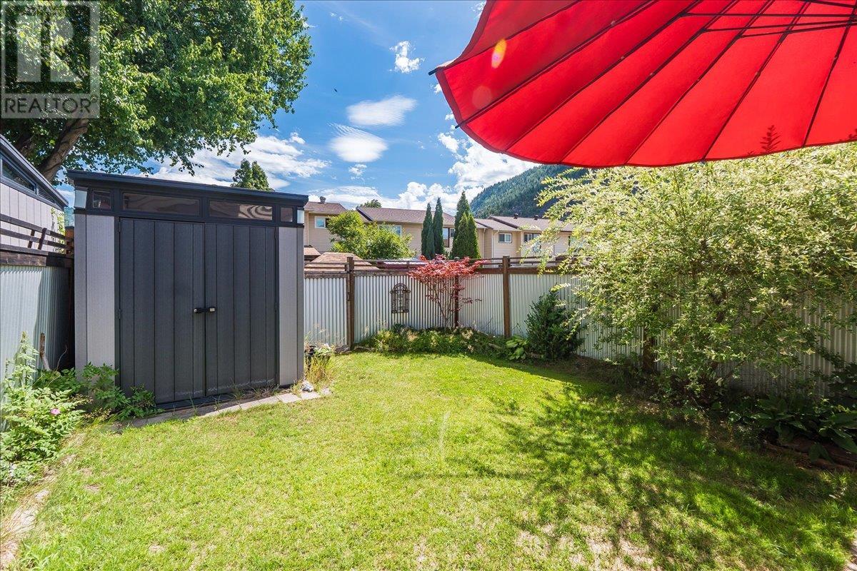 1210 Primrose Street, Trail, British Columbia  V1R 4M7 - Photo 23 - 10357985