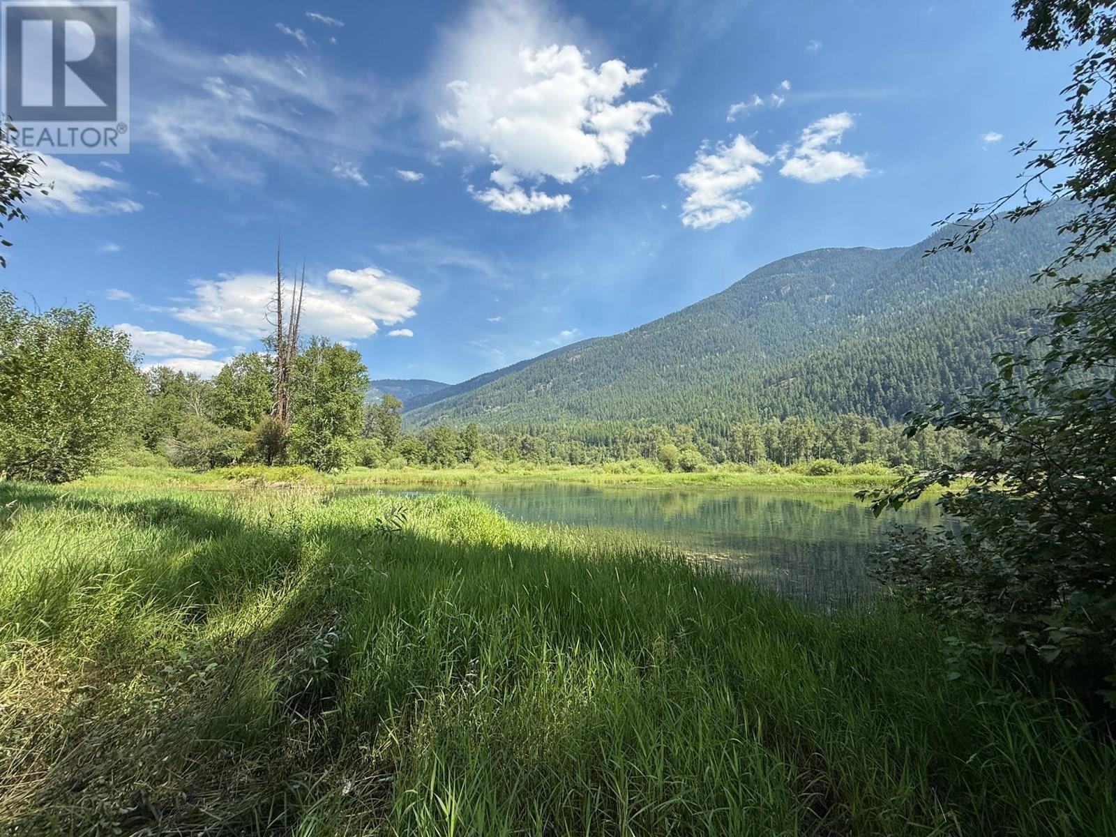 4640 Slocan River Road, Winlaw, British Columbia  V0G 2J0 - Photo 1 - 10358126