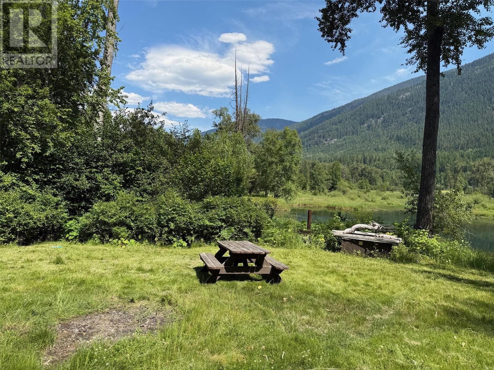 4640 Slocan River Road, Winlaw, British Columbia  V0G 2J0 - Photo 18 - 10358126