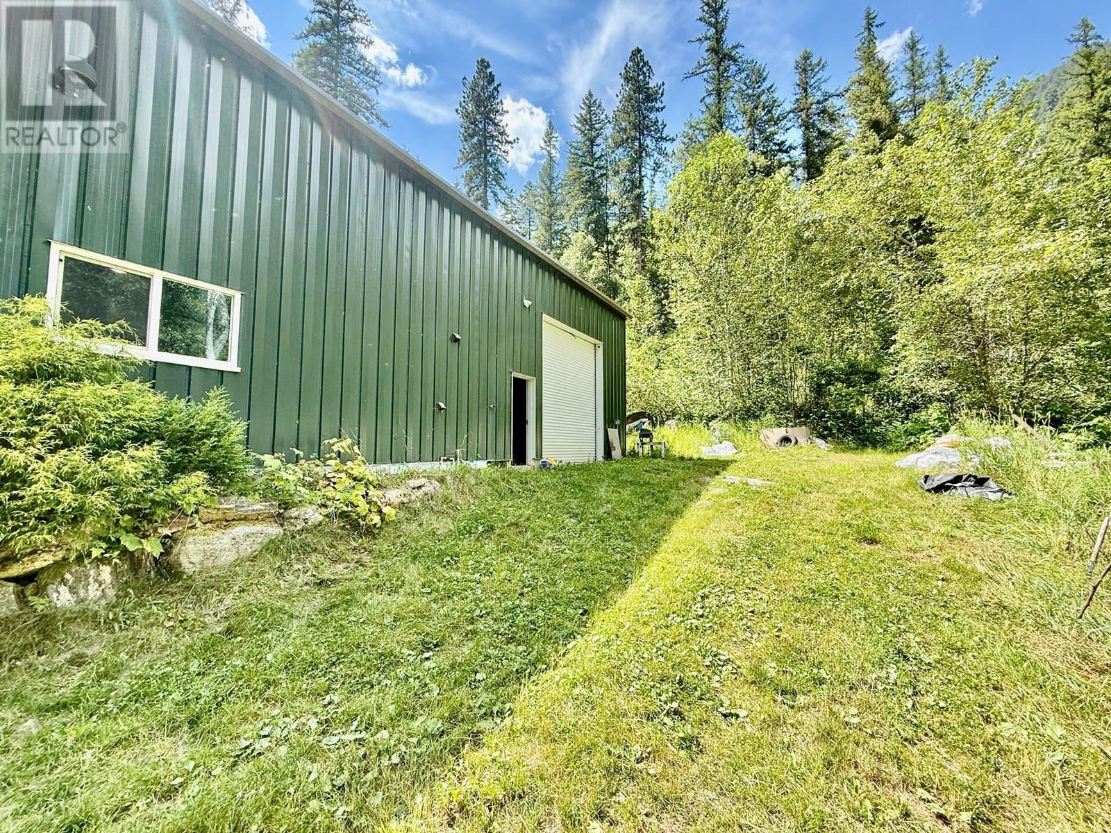 4640 Slocan River Road, Winlaw, British Columbia  V0G 2J0 - Photo 30 - 10358126