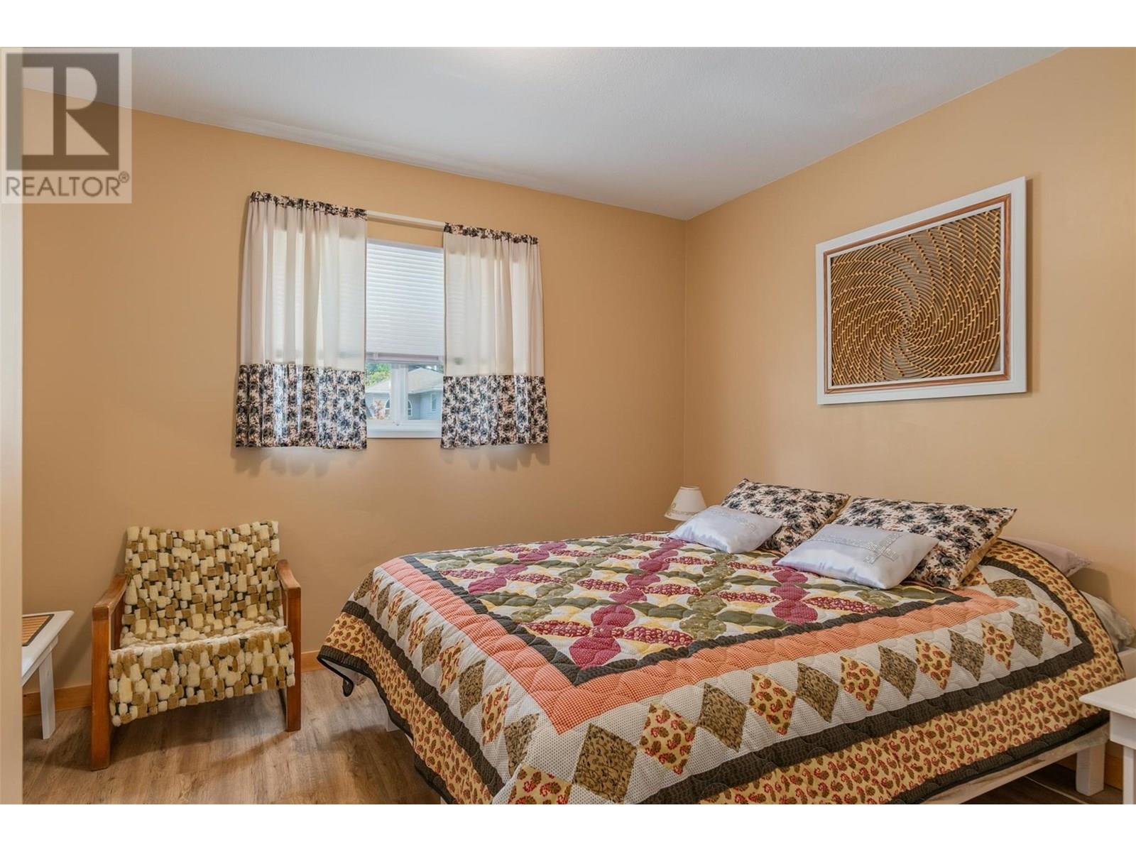 2068 Sixth Avenue, Trail, British Columbia  V1R 3B5 - Photo 14 - 10357889