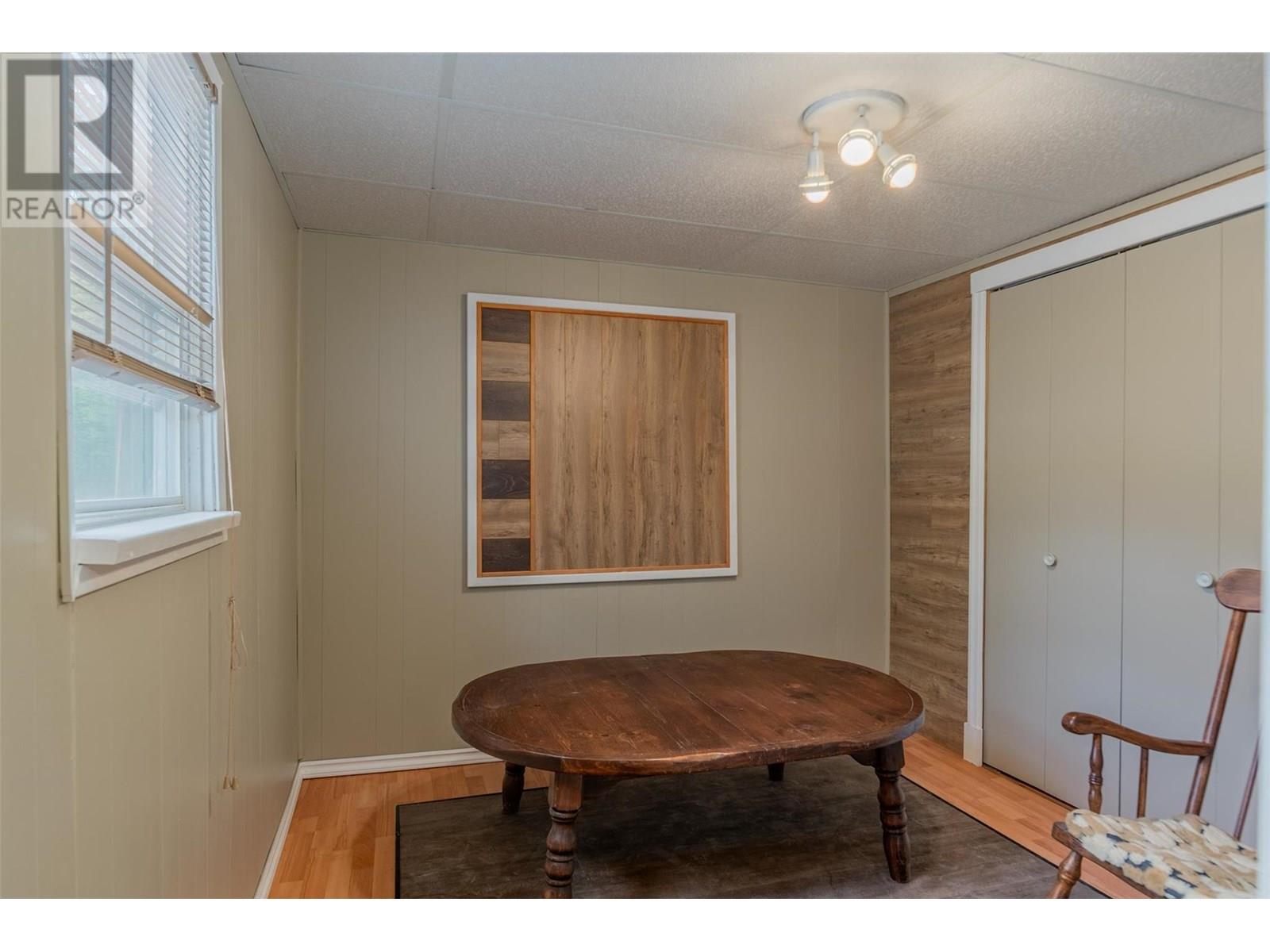 2068 Sixth Avenue, Trail, British Columbia  V1R 3B5 - Photo 28 - 10357889