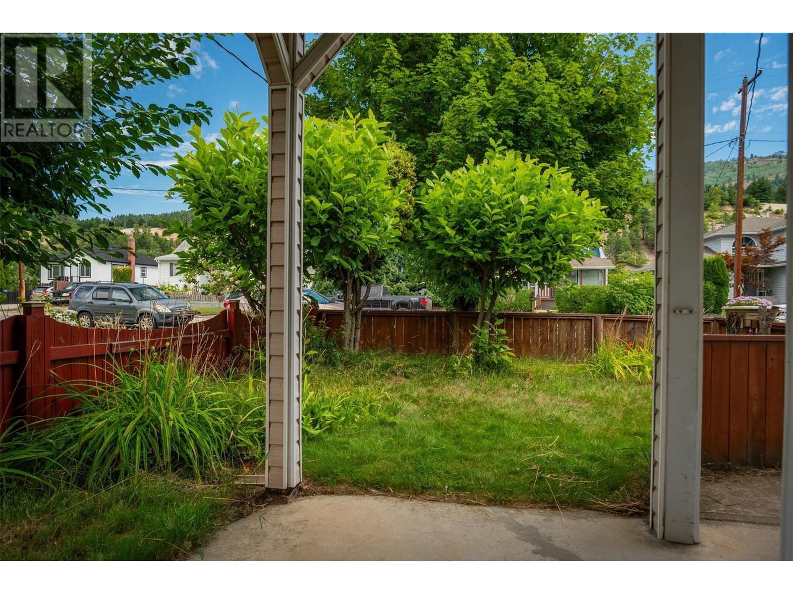 2068 Sixth Avenue, Trail, British Columbia  V1R 3B5 - Photo 36 - 10357889
