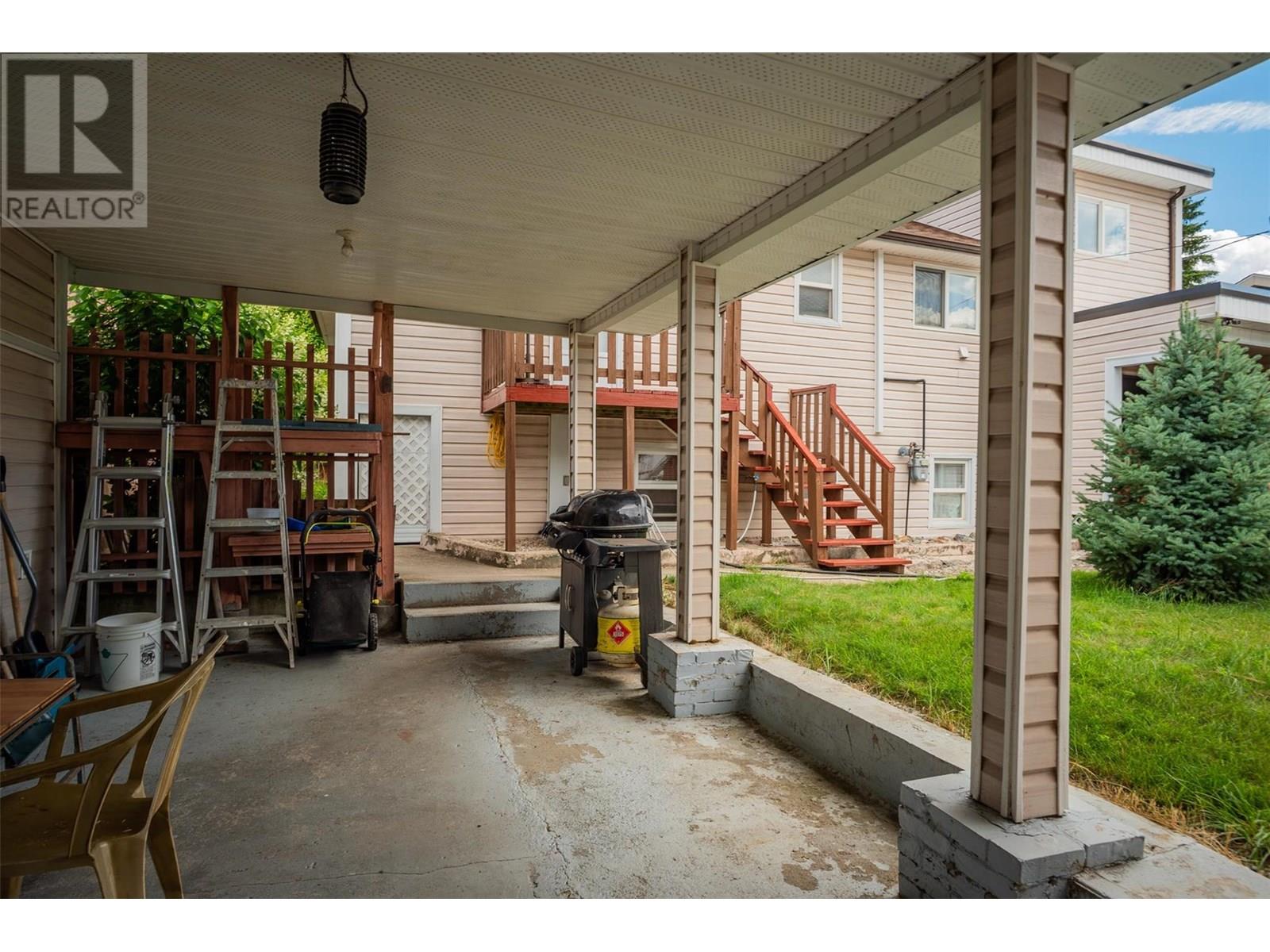 2068 Sixth Avenue, Trail, British Columbia  V1R 3B5 - Photo 39 - 10357889