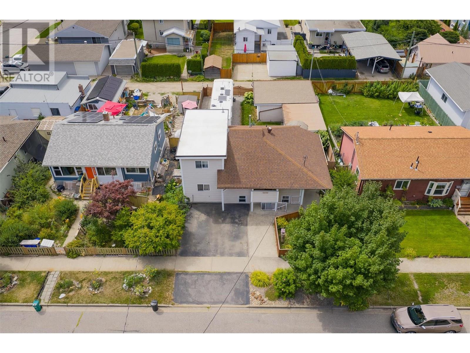 2068 Sixth Avenue, Trail, British Columbia  V1R 3B5 - Photo 53 - 10357889