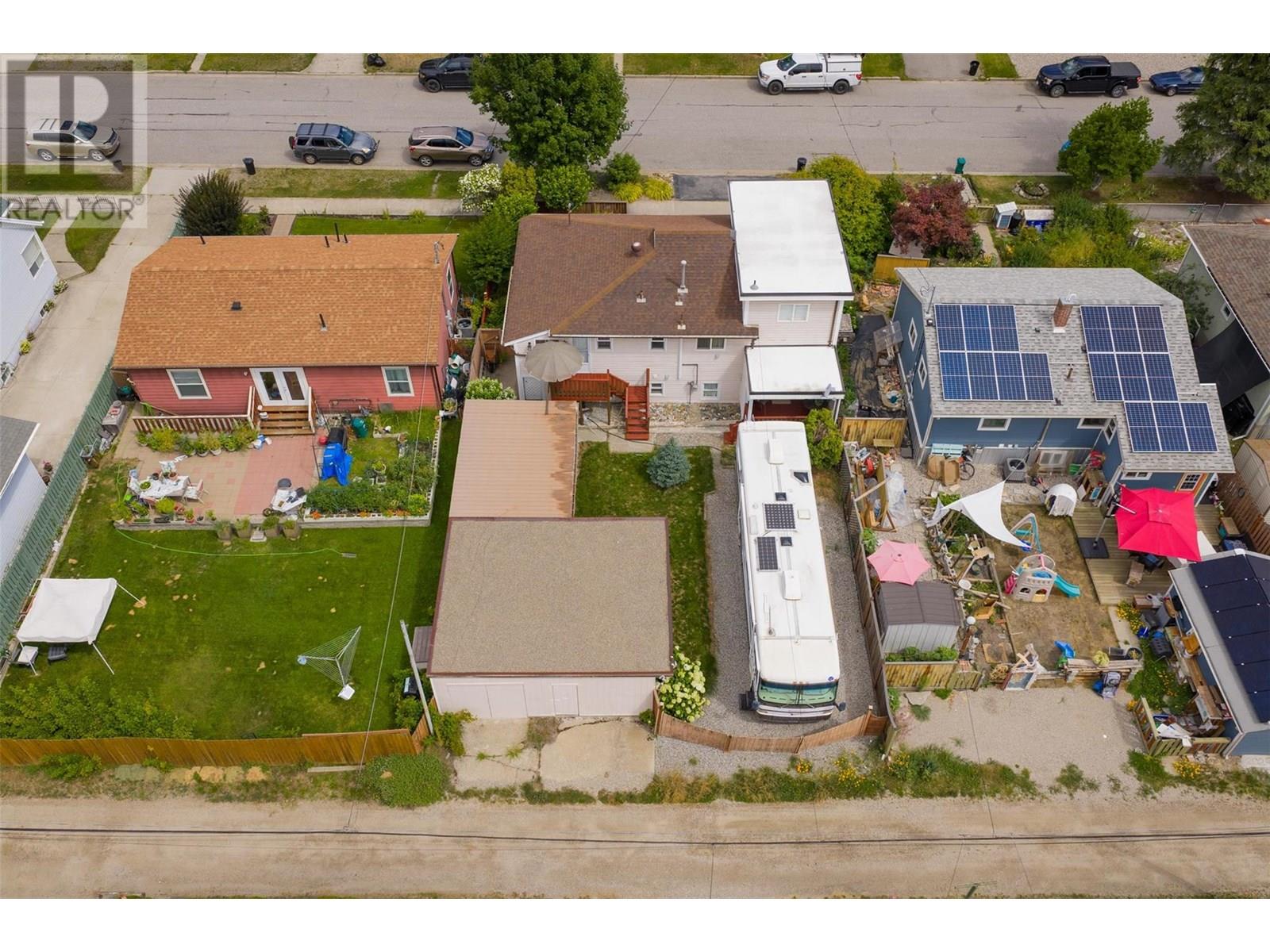 2068 Sixth Avenue, Trail, British Columbia  V1R 3B5 - Photo 54 - 10357889