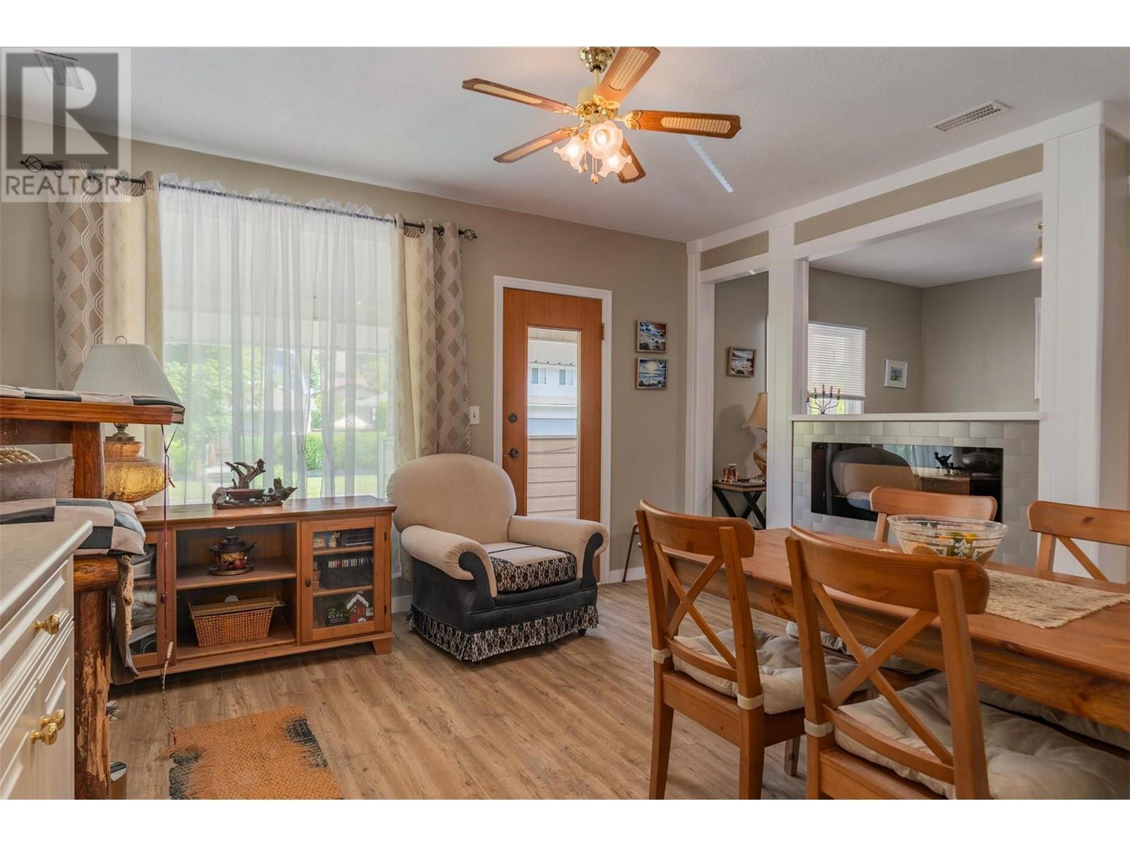 2068 Sixth Avenue, Trail, British Columbia  V1R 3B5 - Photo 8 - 10357889
