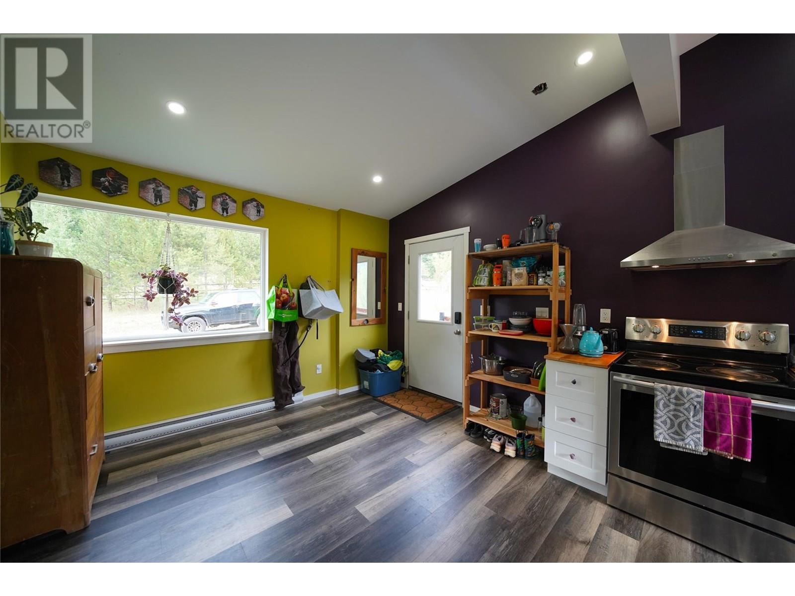 3364 Koch Siding Road, Slocan Park, British Columbia  V0G 2E0 - Photo 13 - 10358059