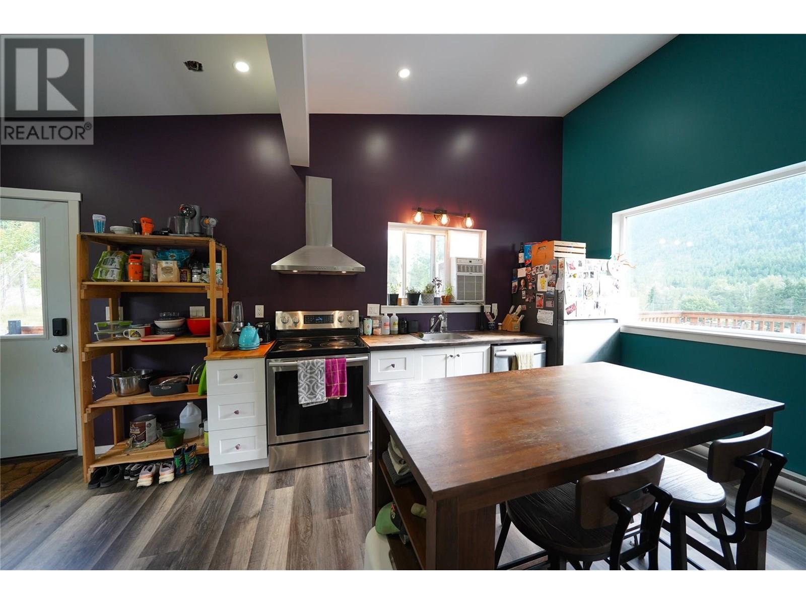 3364 Koch Siding Road, Slocan Park, British Columbia  V0G 2E0 - Photo 15 - 10358059