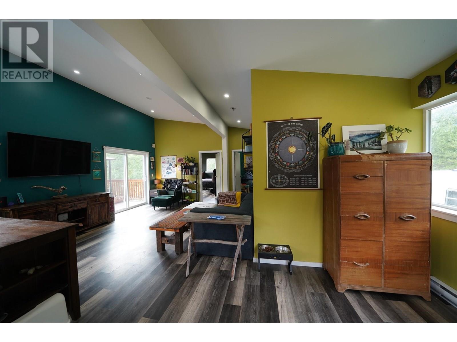 3364 Koch Siding Road, Slocan Park, British Columbia  V0G 2E0 - Photo 19 - 10358059