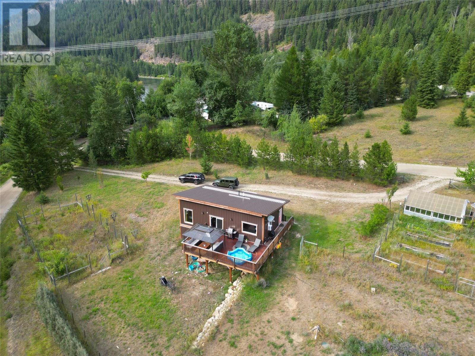 3364 Koch Siding Road, Slocan Park, British Columbia  V0G 2E0 - Photo 4 - 10358059
