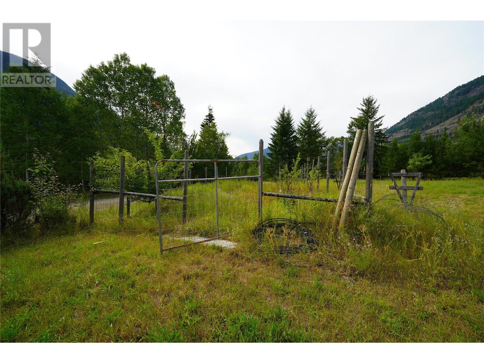 3364 Koch Siding Road, Slocan Park, British Columbia  V0G 2E0 - Photo 74 - 10358059