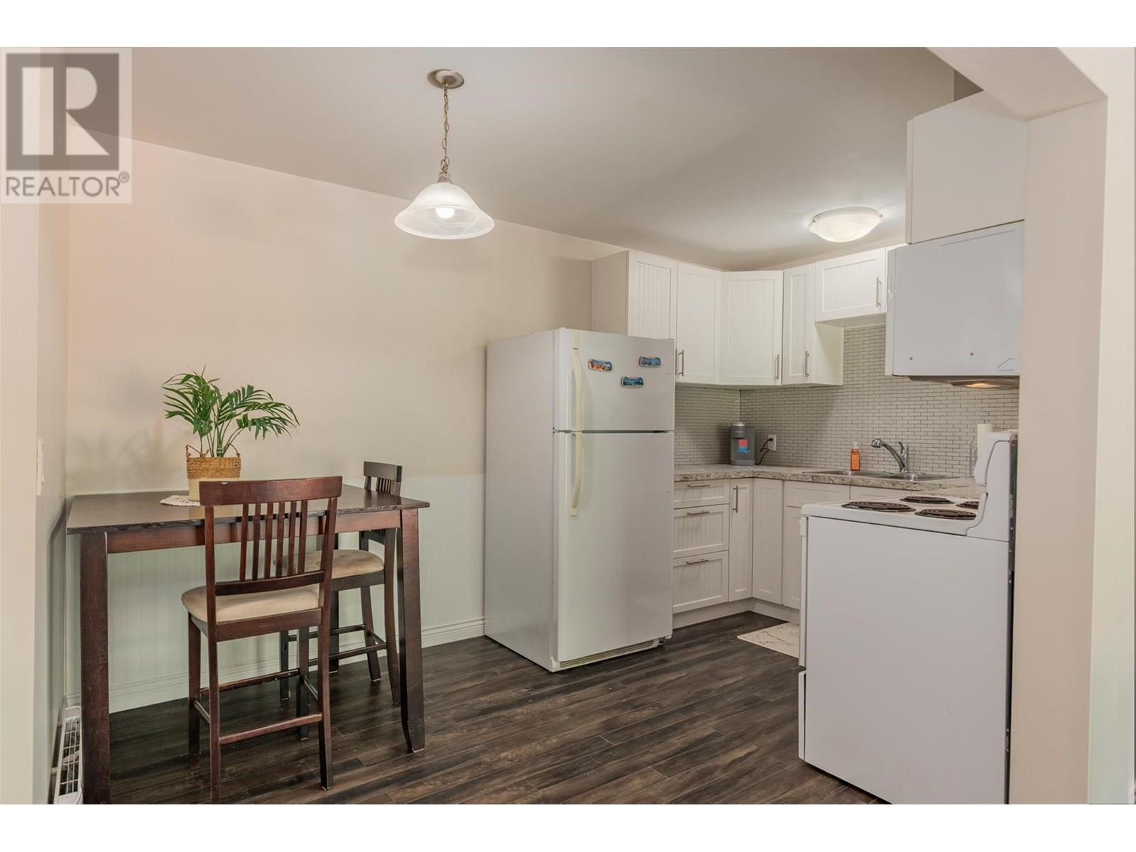 880 Wordsworth Avenue Unit# 212, Warfield, British Columbia  V1R 2E9 - Photo 2 - 10358032