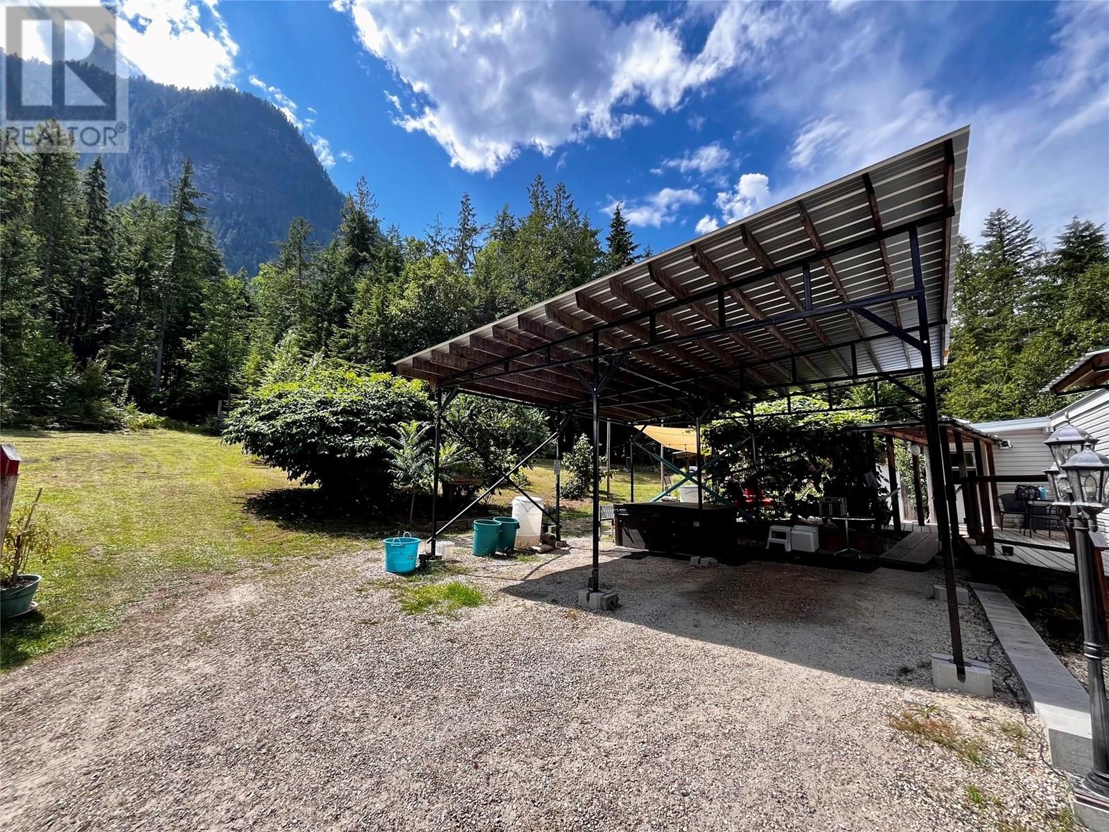 3867 Rock Island Road, Nakusp, British Columbia  V0G 1R1 - Photo 43 - 10358198