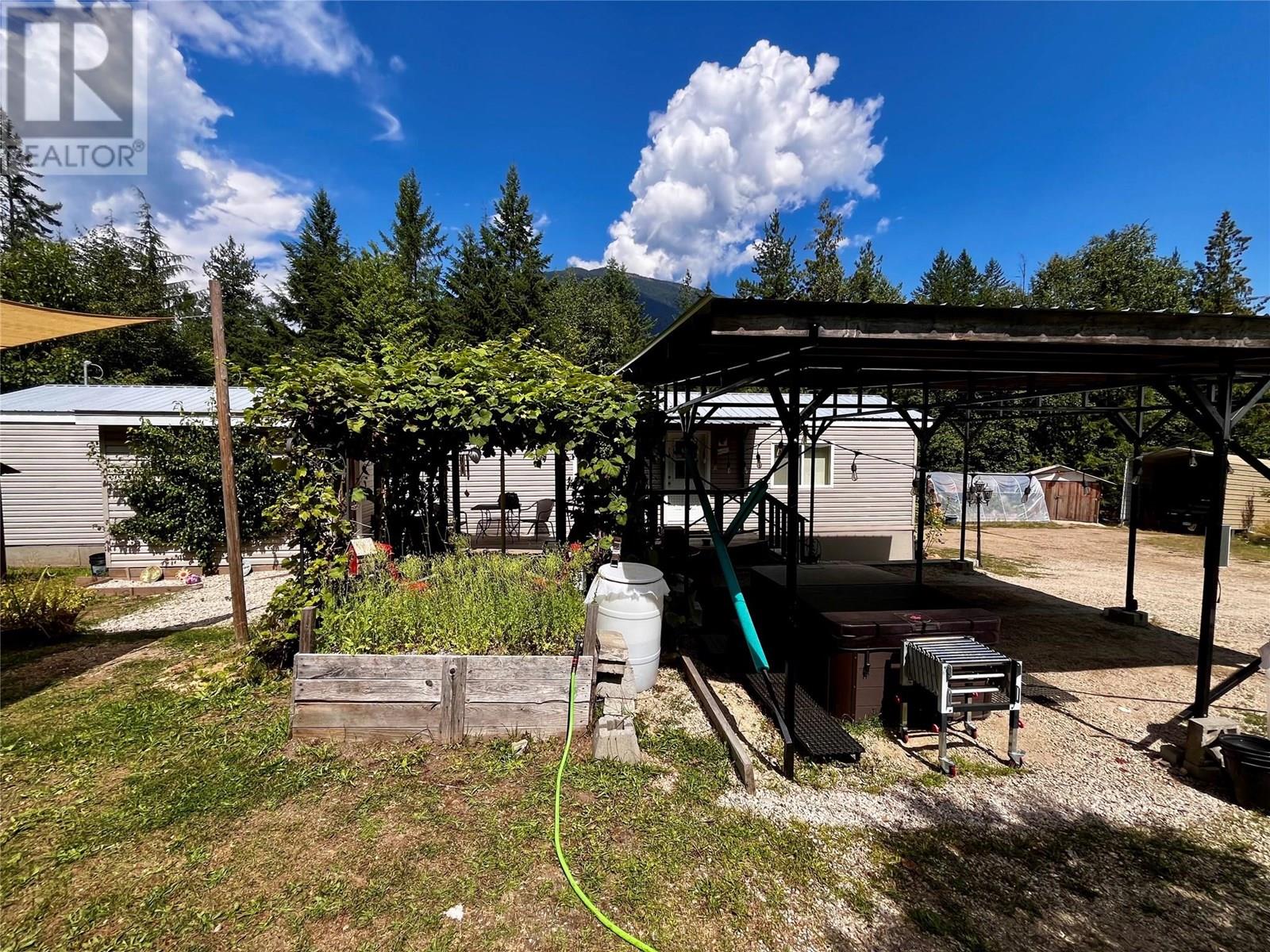 3867 Rock Island Road, Nakusp, British Columbia  V0G 1R1 - Photo 46 - 10358198