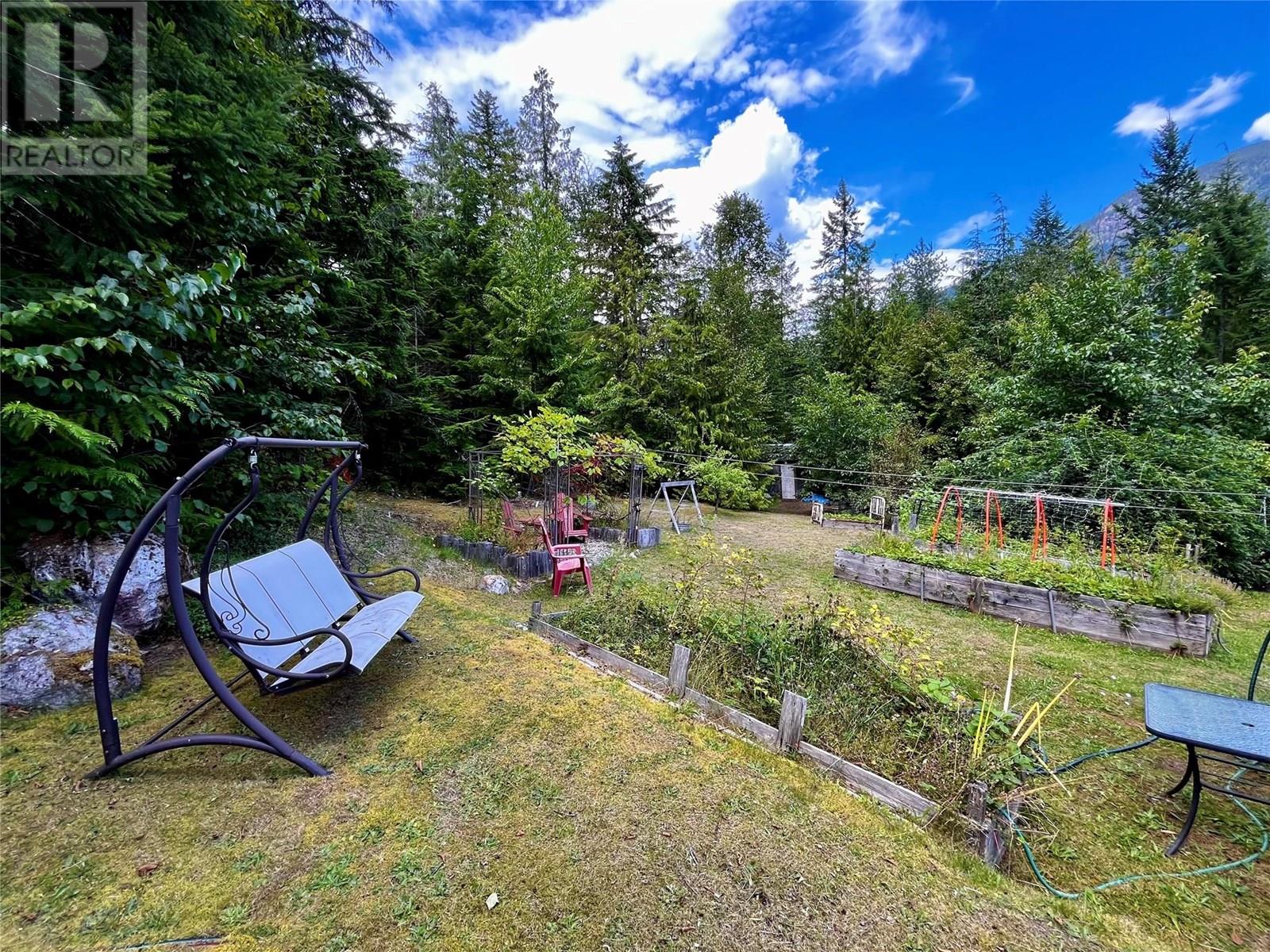 3867 Rock Island Road, Nakusp, British Columbia  V0G 1R1 - Photo 49 - 10358198