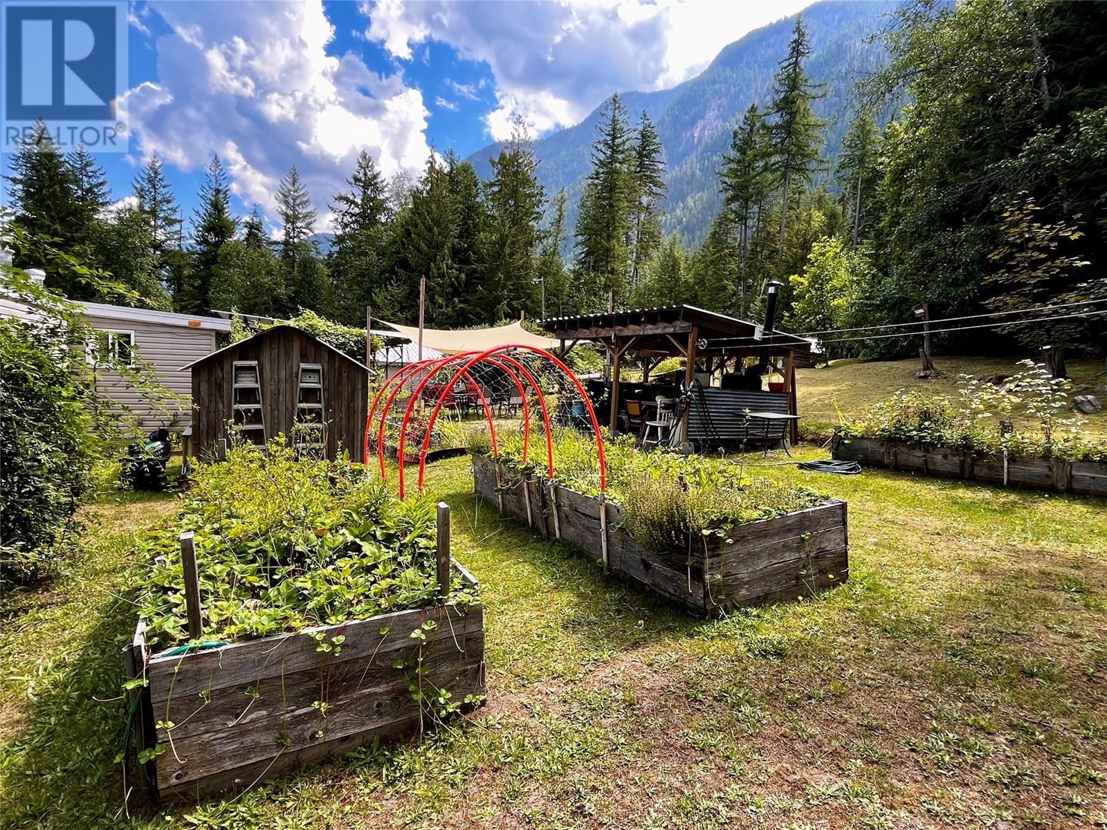 3867 Rock Island Road, Nakusp, British Columbia  V0G 1R1 - Photo 51 - 10358198