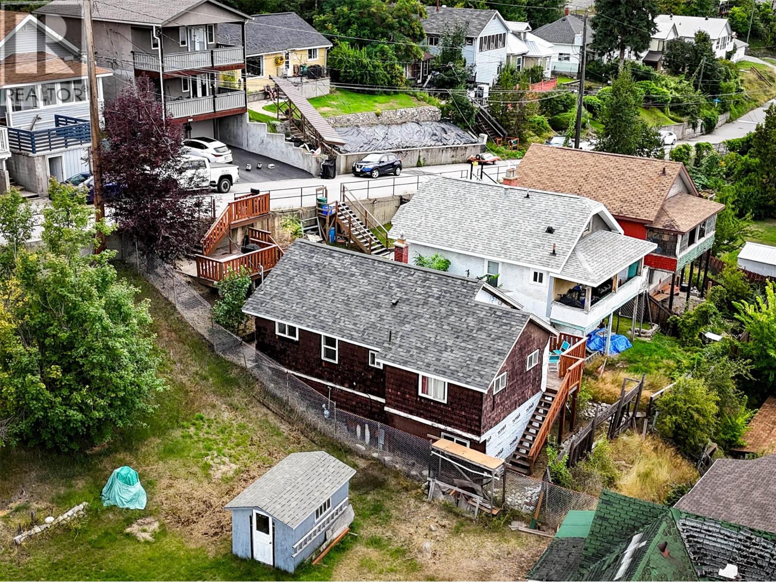 1979 Topping Street, Trail, British Columbia  V1R 4G6 - Photo 10 - 10358279