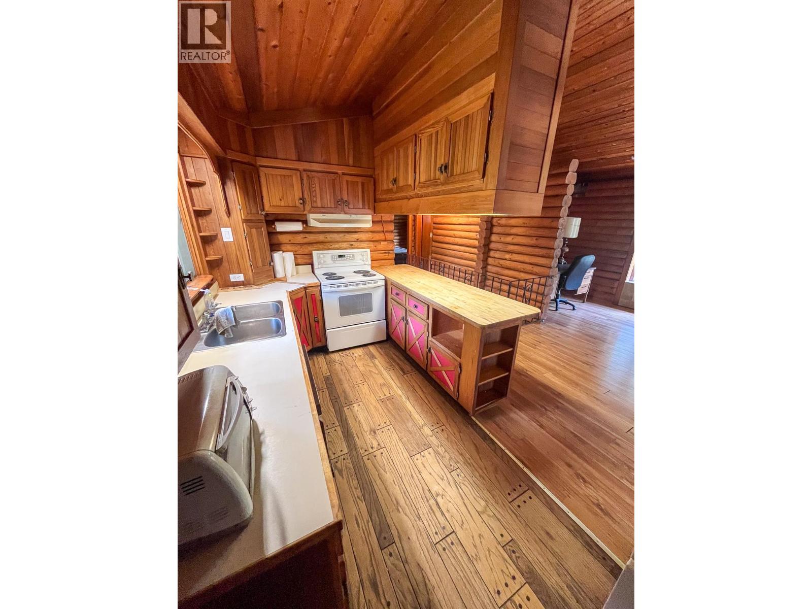 3026 Upper Slocan Park Road, Slocan Park, British Columbia  V0G 2E0 - Photo 17 - 10358195
