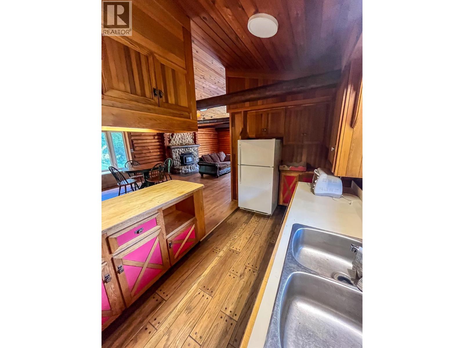 3026 Upper Slocan Park Road, Slocan Park, British Columbia  V0G 2E0 - Photo 18 - 10358195