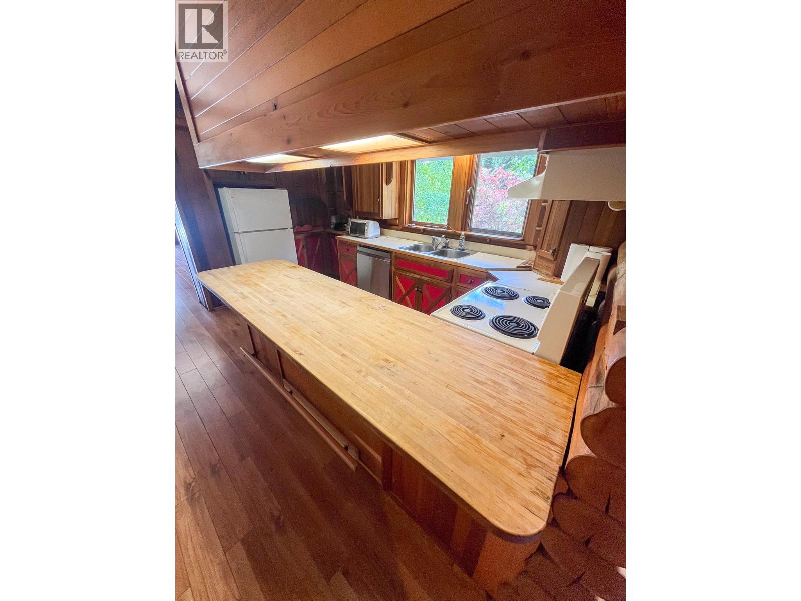 3026 Upper Slocan Park Road, Slocan Park, British Columbia  V0G 2E0 - Photo 20 - 10358195