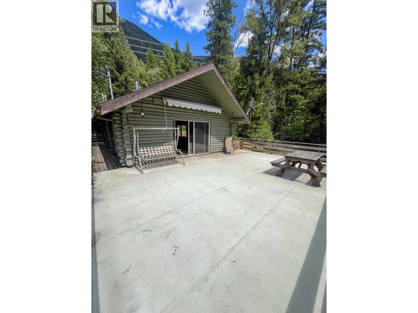 3026 Upper Slocan Park Road, Slocan Park, British Columbia  V0G 2E0 - Photo 29 - 10358195