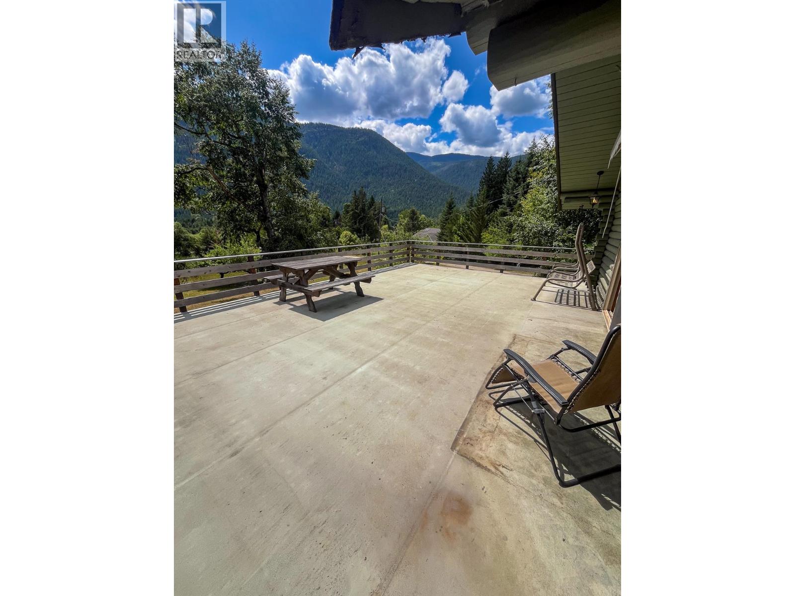 3026 Upper Slocan Park Road, Slocan Park, British Columbia  V0G 2E0 - Photo 31 - 10358195